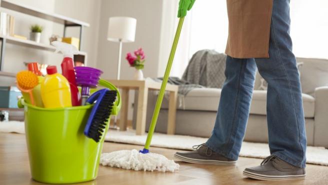 Nueva normativa empleados del hogar 2025: guía esencial de prevención de riesgos (RD 893/2024)